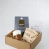 Cadeaupakket met Meenk drop, koffie en genieten mok van Zusss Cadeaupakket met Meenk drop, koffie en genieten mok van Zusss