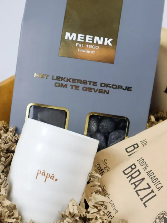 Cadeaupakket papa met Meenk drop, koffie en Zusss mok