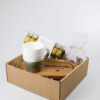 Cadeaupakket jij bent goud waard met Zusss mok en thee Cadeaupakket jij bent goud waard met Zusss mok en thee