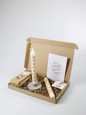 Brievenbus cadeau speciaal voor jou met kandelaar en kaarsen