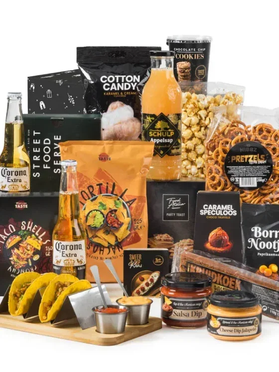 Kerstpakket Familie Ole met tacoset en Corona bier Kerstpakket Familie Ole met tacoset en Corona bier