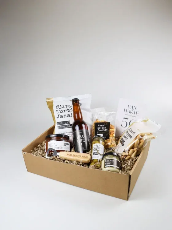 2 Cadeaupakket nieuw huis met borrelplank, tapenade en theelichtjes
