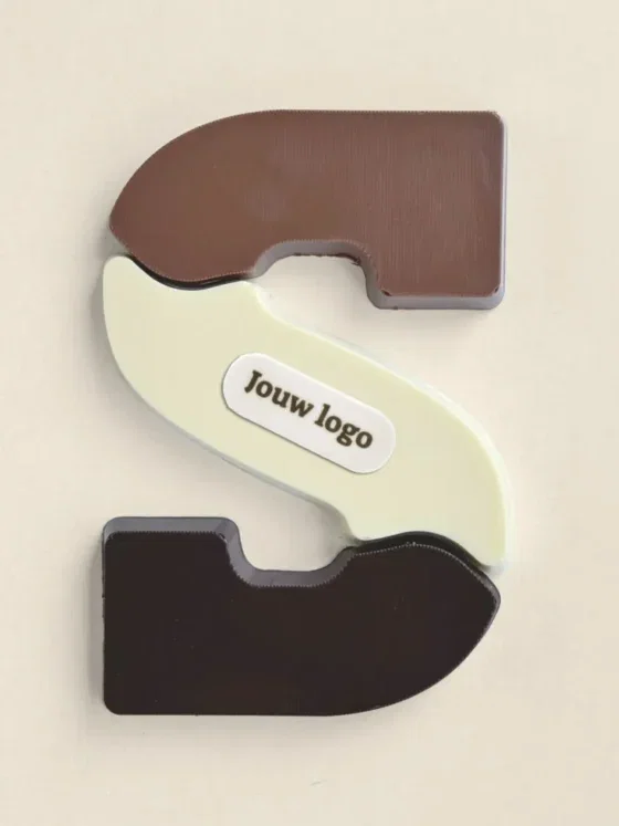 Chocoladeletter S Drie Smaken | Eigen Logo | 205g