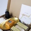 Brievenbuscadeau Jij Bent Goud Waard met handcrème & amberblokje Brievenbuscadeau Jij Bent Goud Waard met handcrème & amberblokje