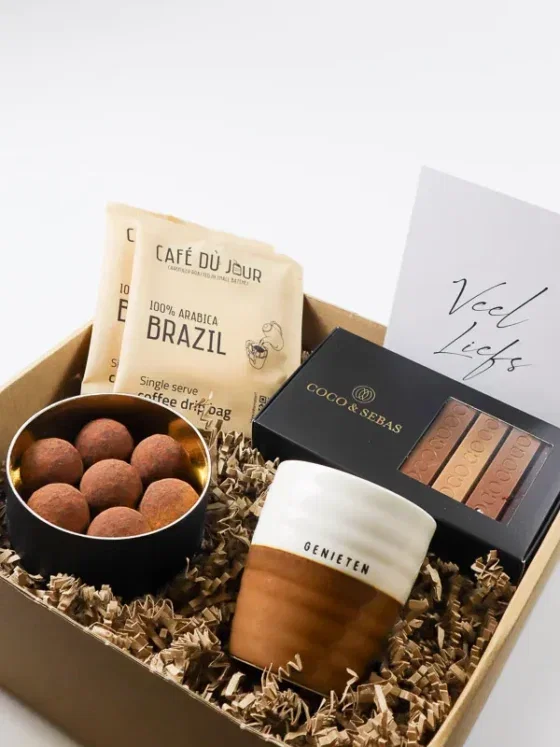 Cadeaupakket koffie chocolade en truffels - lekker genieten
