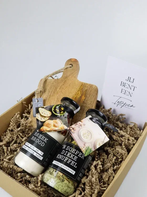Cadeaupakket soep topper - champignonsoep, brood en plankje