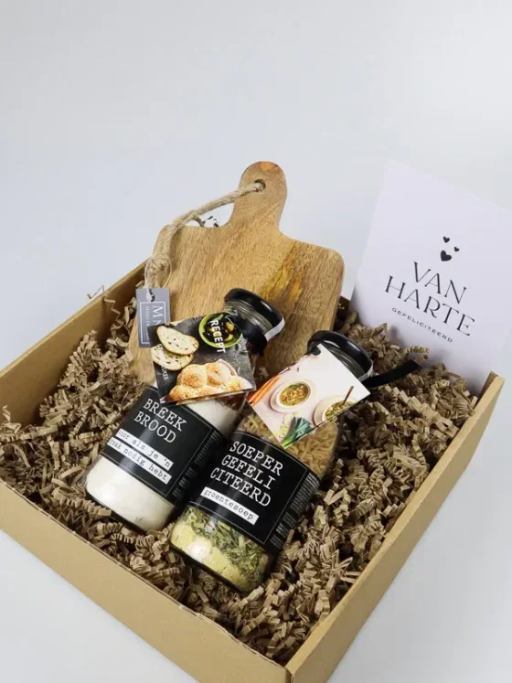 Cadeaupakket soeper gefeliciteerd - Soep, brood en plankje