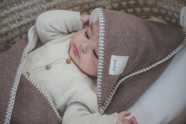 Koeka Omslagdoek Denver teddy, Soft wood - Afbeelding 4