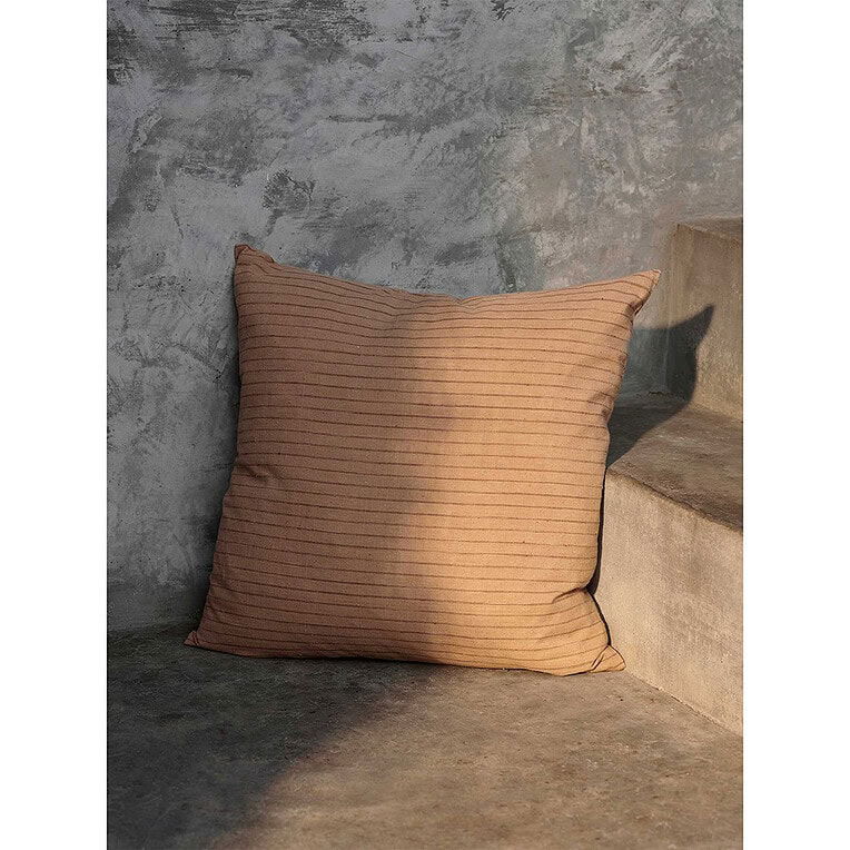 Ferm Living kussen lines