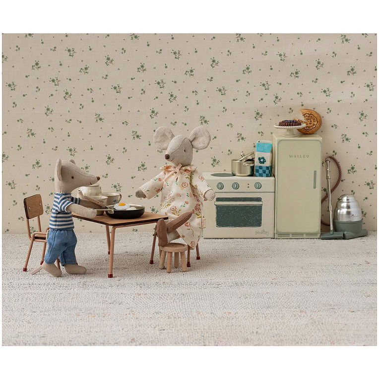 Maileg tafel en stoeltje voor muis