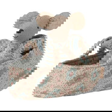 Maileg baby mouse in carrycot