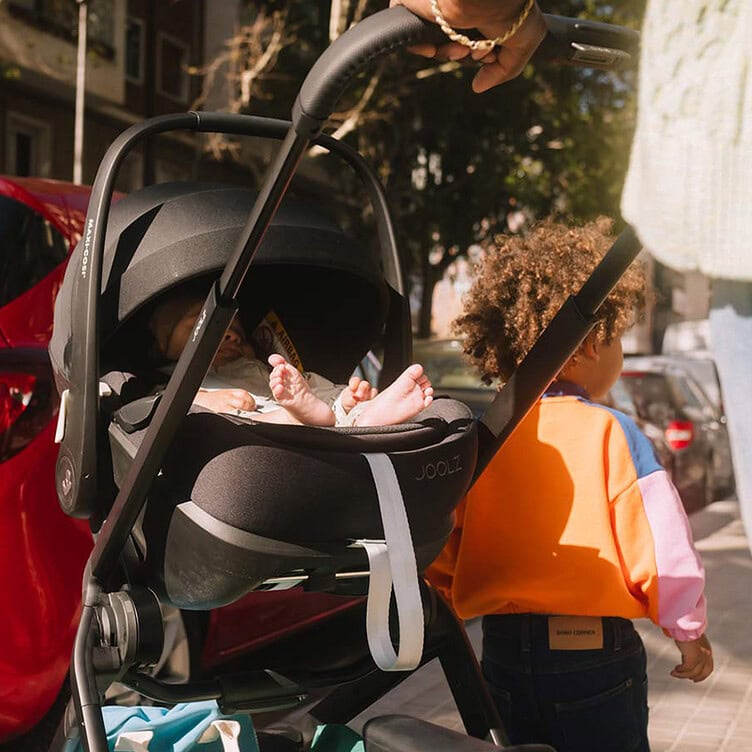 joolz-maxi-cosi-pebble-360-pro-lifestyle-autostoel