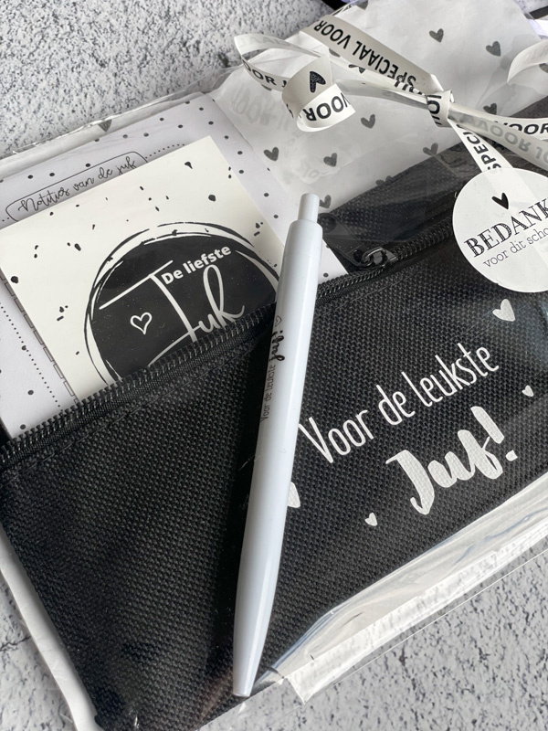 Juffen cadeau - Etui, notitieblok & pen