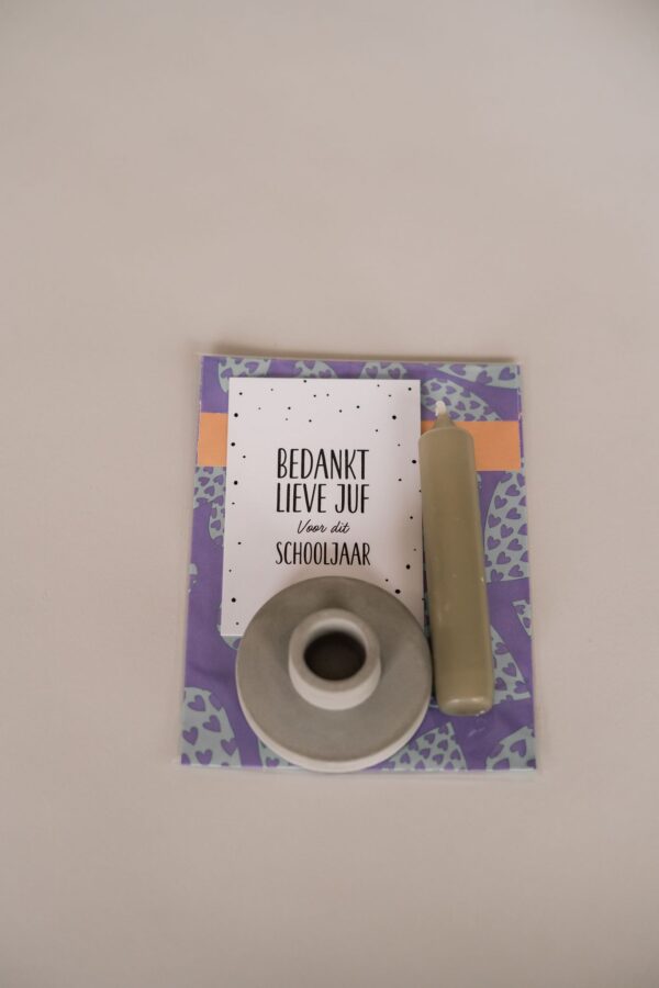 Bedankt Lieve juf voor dit schooljaar - Cadeautje met kaars Bedankt Lieve juf voor dit schooljaar - Cadeautje met kaars